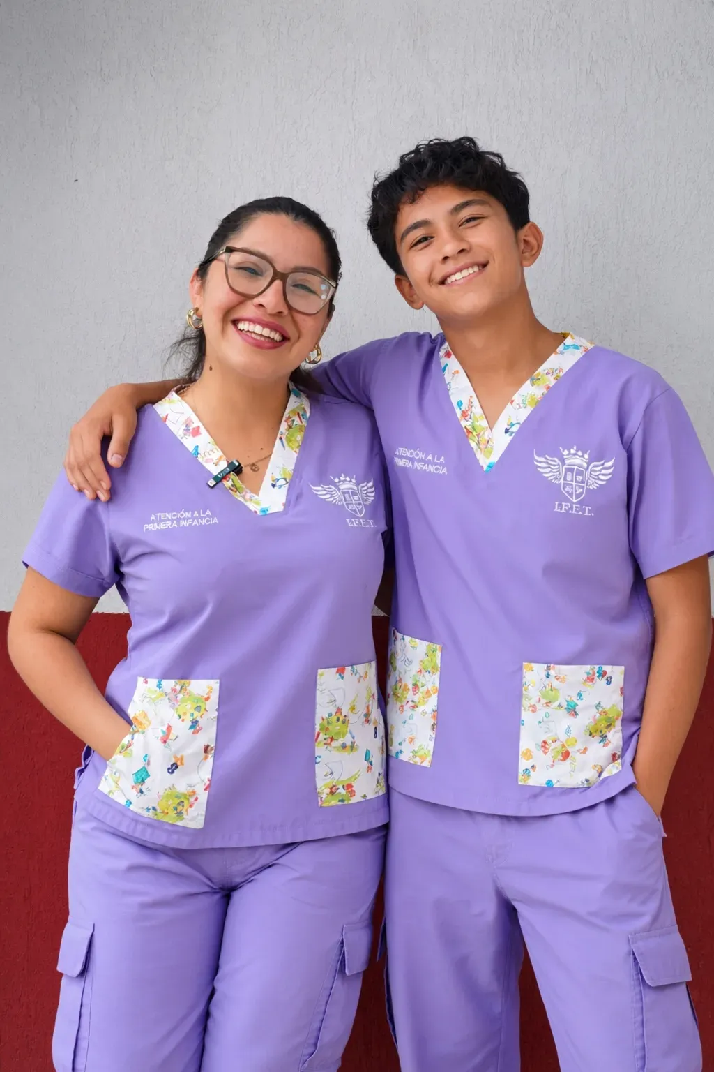 Estudiantes de Atención Integral a la Primera Infancia del IFET con su uniforme